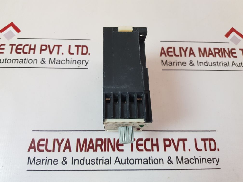 Siemens 7Pu2240-2Bg32-0Z Electronic Timer