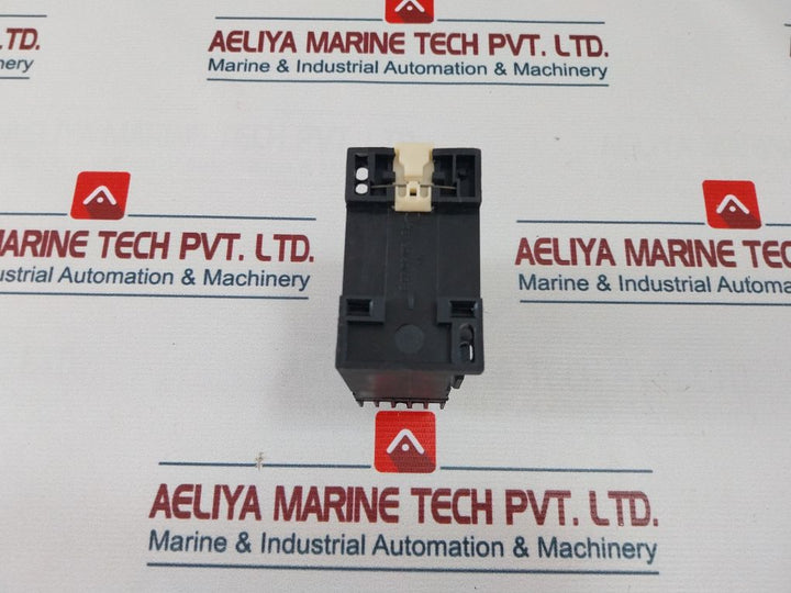 Siemens 7Pu2240-2Bn32-0Z On Delay Timer 6-60 Sec