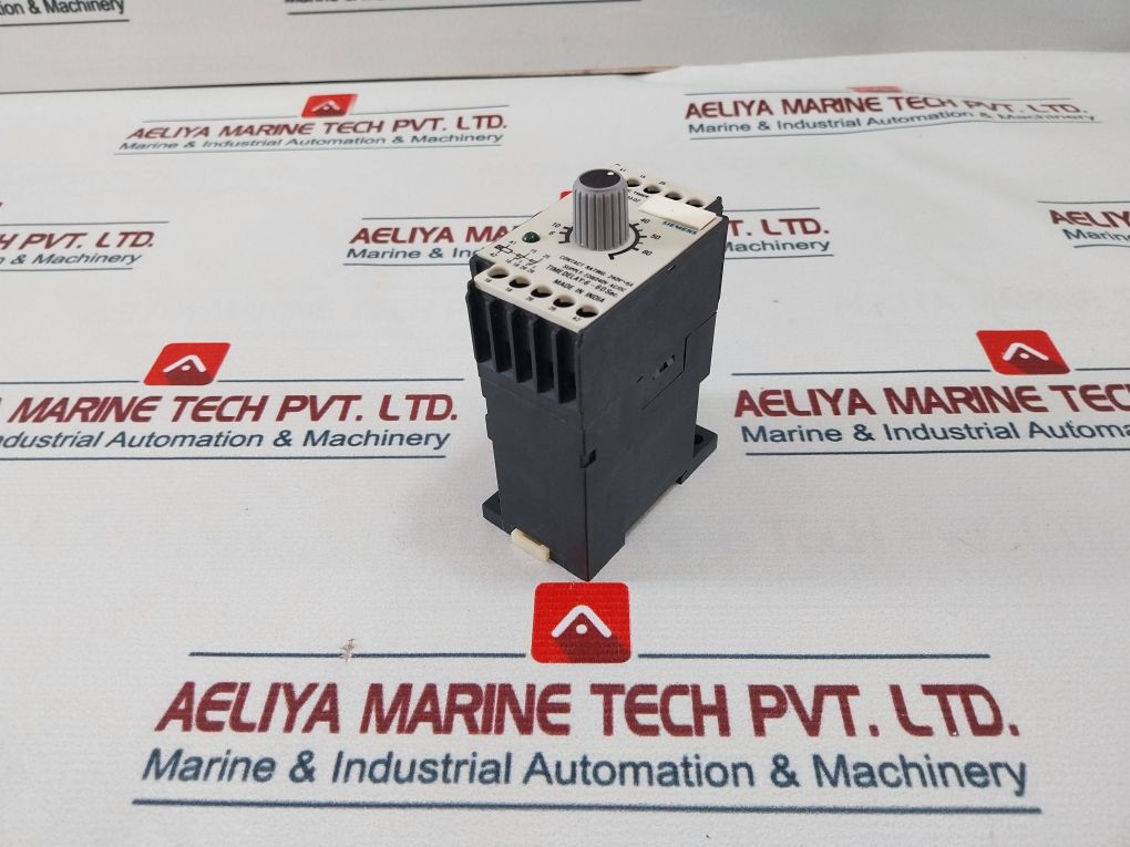 Siemens 7Pu2240-2Bn32-0Z On Delay Timer 6-60 Sec