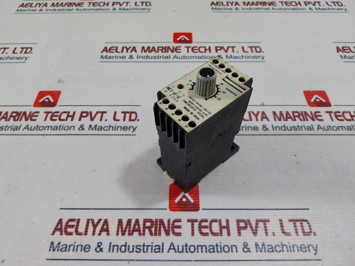 Siemens 7Pu2240-2Bn32-0Z On Delay Electronic Timer