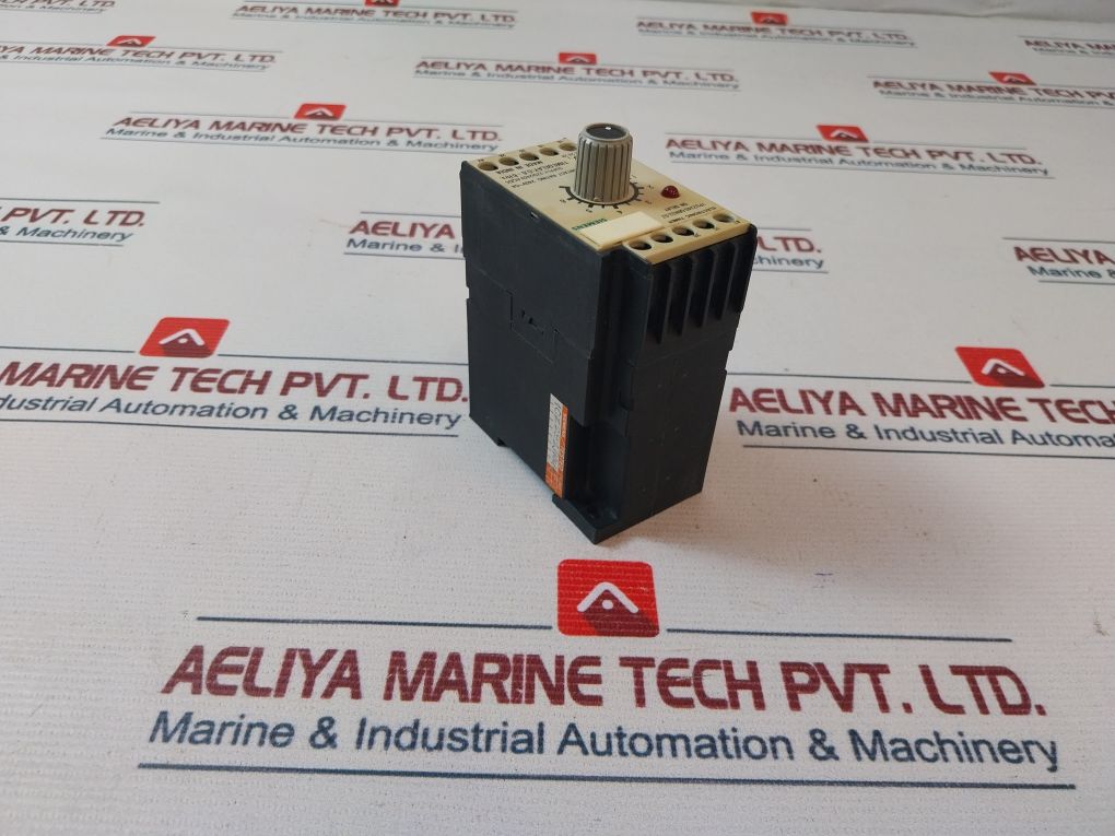 Siemens 7Pu2240-5Bn32-0Z Electronic Timer 0.6-6 Hrs