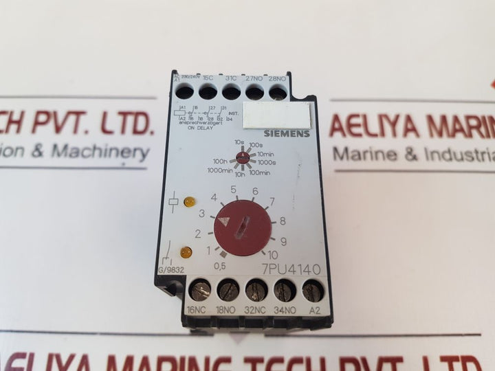 Siemens 7Pu4140-2Qn20 Timer Relay Ac 200/240V