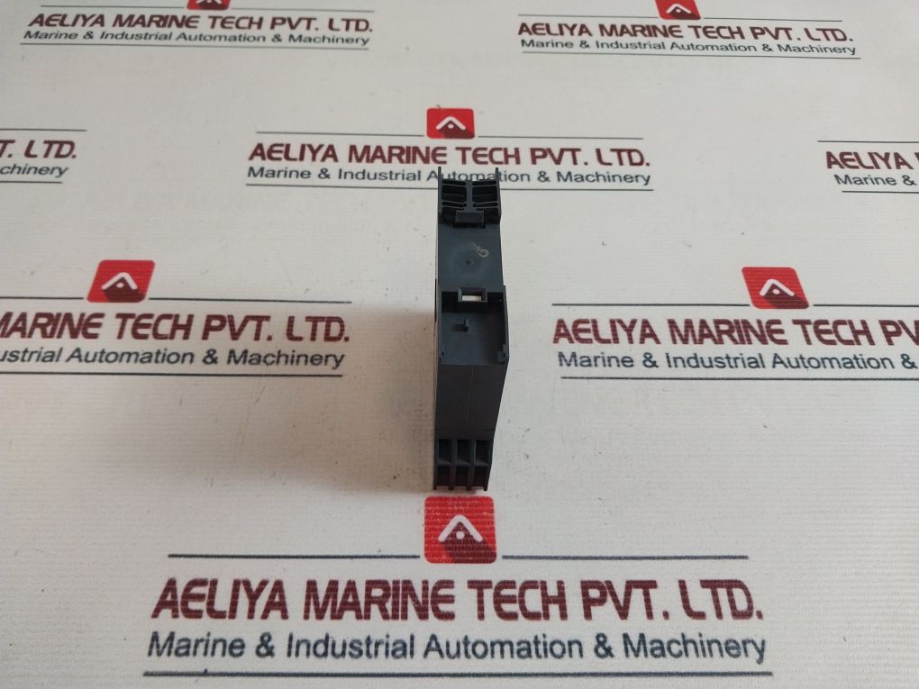 Siemens 7Pu4220-2Bj20 Time Relay 10S-100H