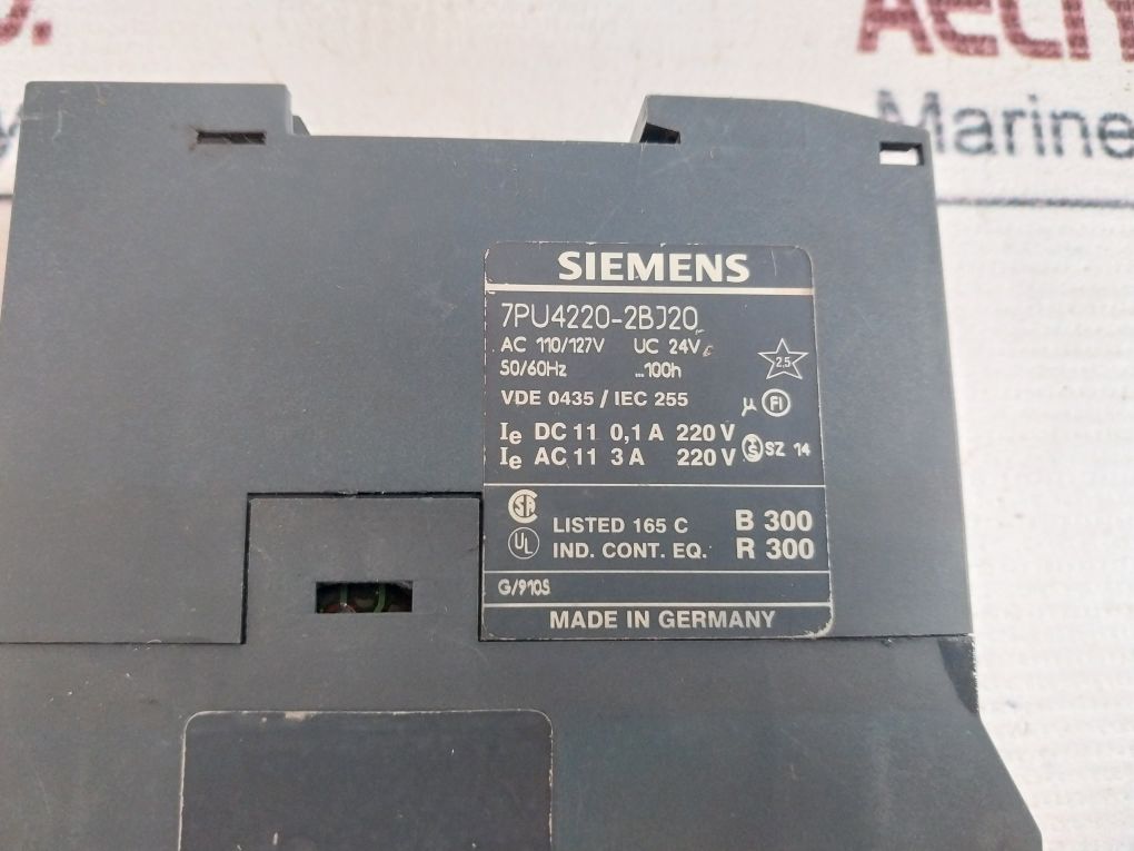 Siemens 7Pu4220-2Bj20 Time Relay 10S-100H