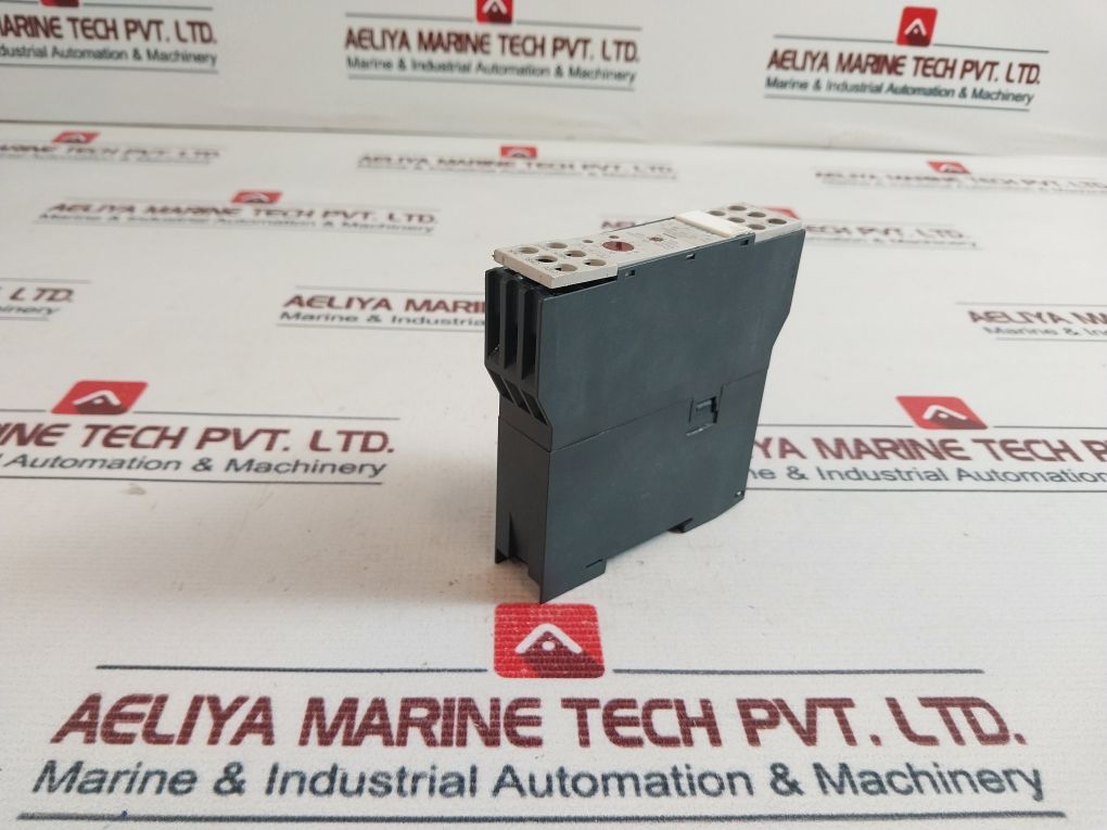 Siemens 7Pu4220-2Bj20 Time Relay 10S-100H