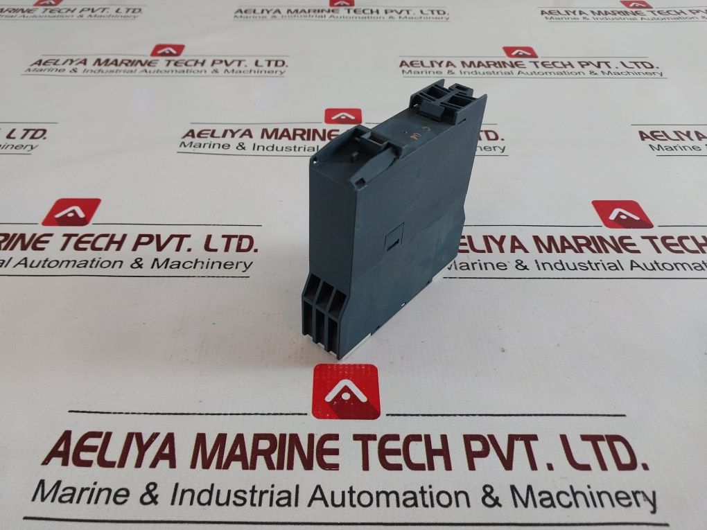 Siemens 7Pu4320-2Bj20 Time Relay Ac 110/127V Uc 24V