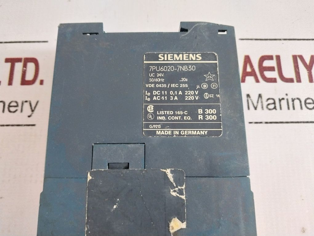 Siemens 7Pu6020-7Nb30 Timing Relay