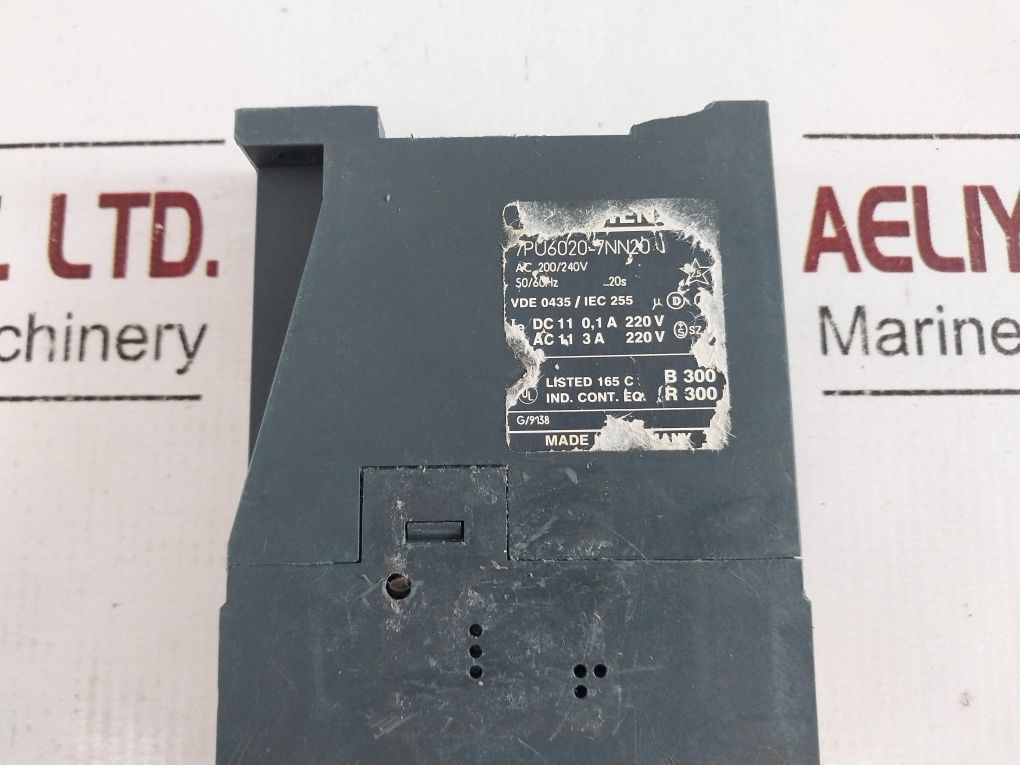 Siemens 7Pu6020-7Nn20 Time Relay
