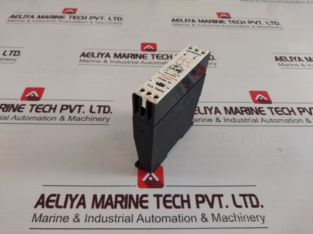 Siemens 7Pu60 20 Timer Relay 220/240V