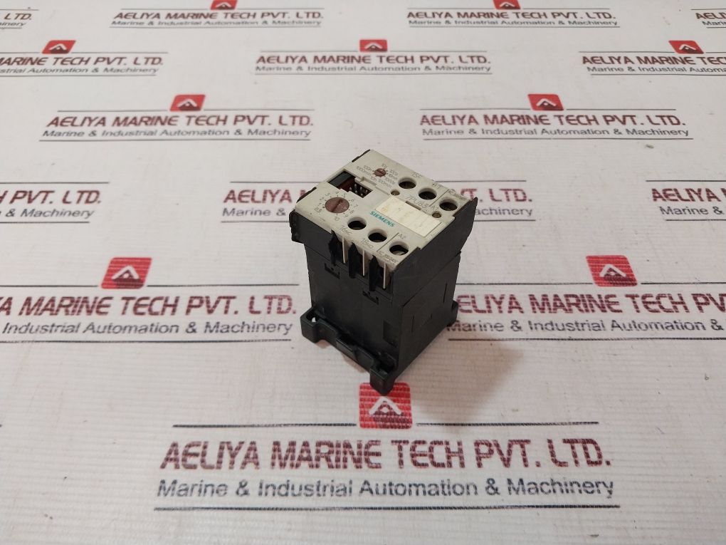 Siemens 7Pu8340-2An20 Time Relay 10S-100H 50/60Hz
