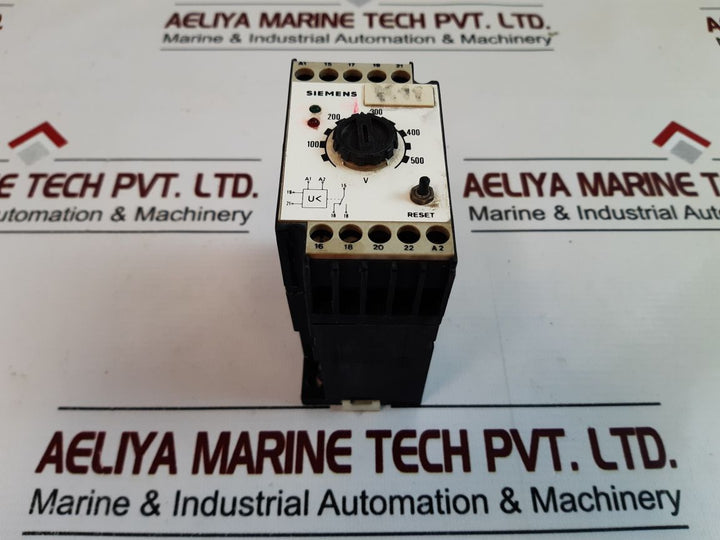 Siemens 7Ra0015-0Ca62 Voltage Relay