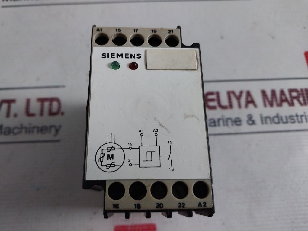 Siemens 7Ra0030-0Aa02 Relay On Delay 110V 50/60Hz
