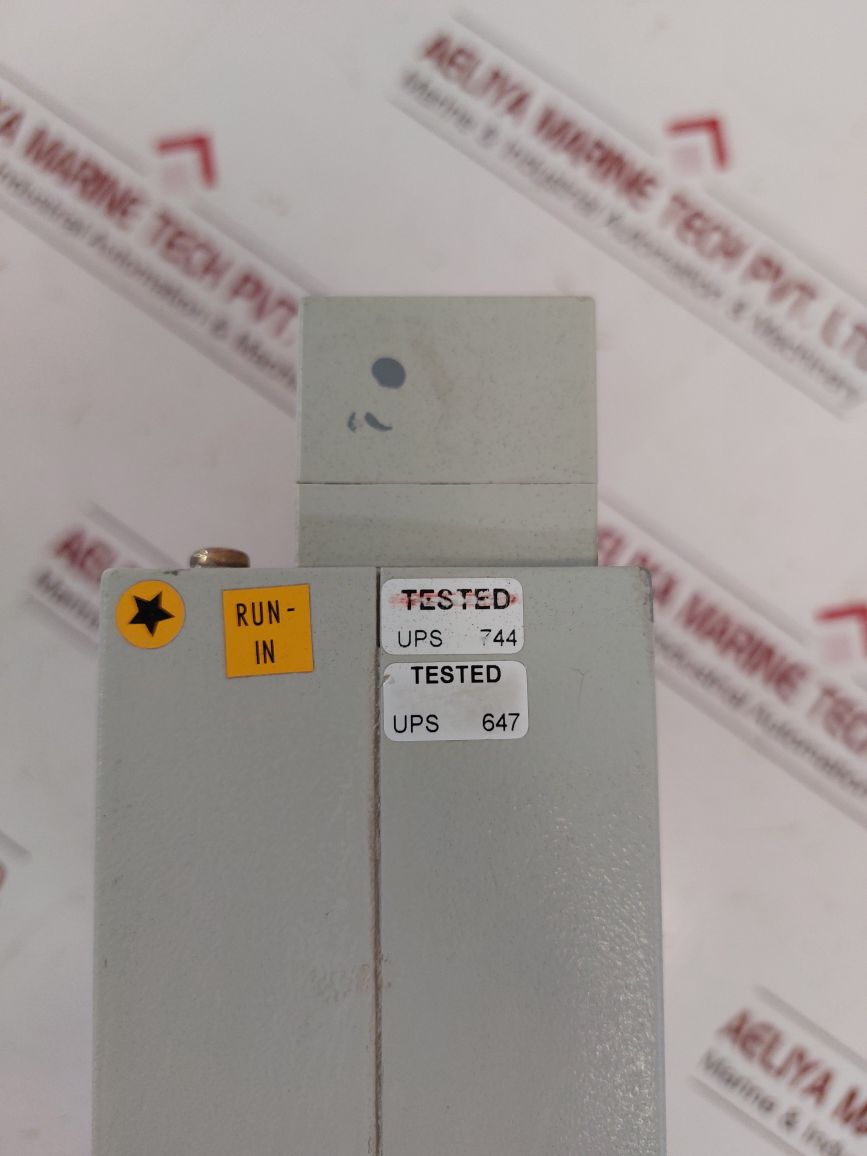 Siemens 7Sj6001-4Ea00-0Da0Bb 125V Dc
