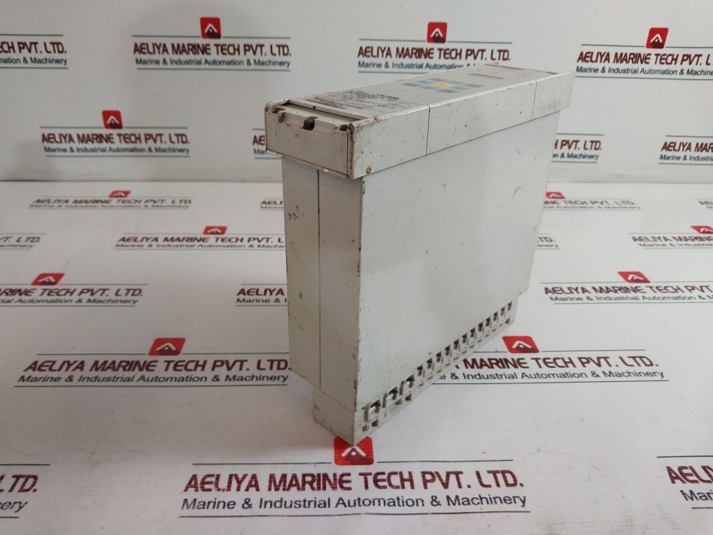 Siemens 7Sj6005-5Ea00-0Da0/Bb Overcurrent Protection Relay 240V