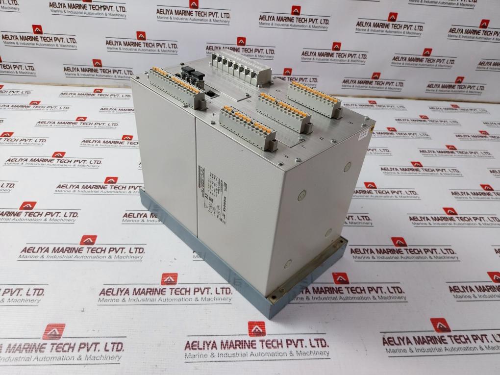 Siemens 7Sj6611-6Eb90-1Fg0/Bb Multifunction Protection Relay (Not Working)