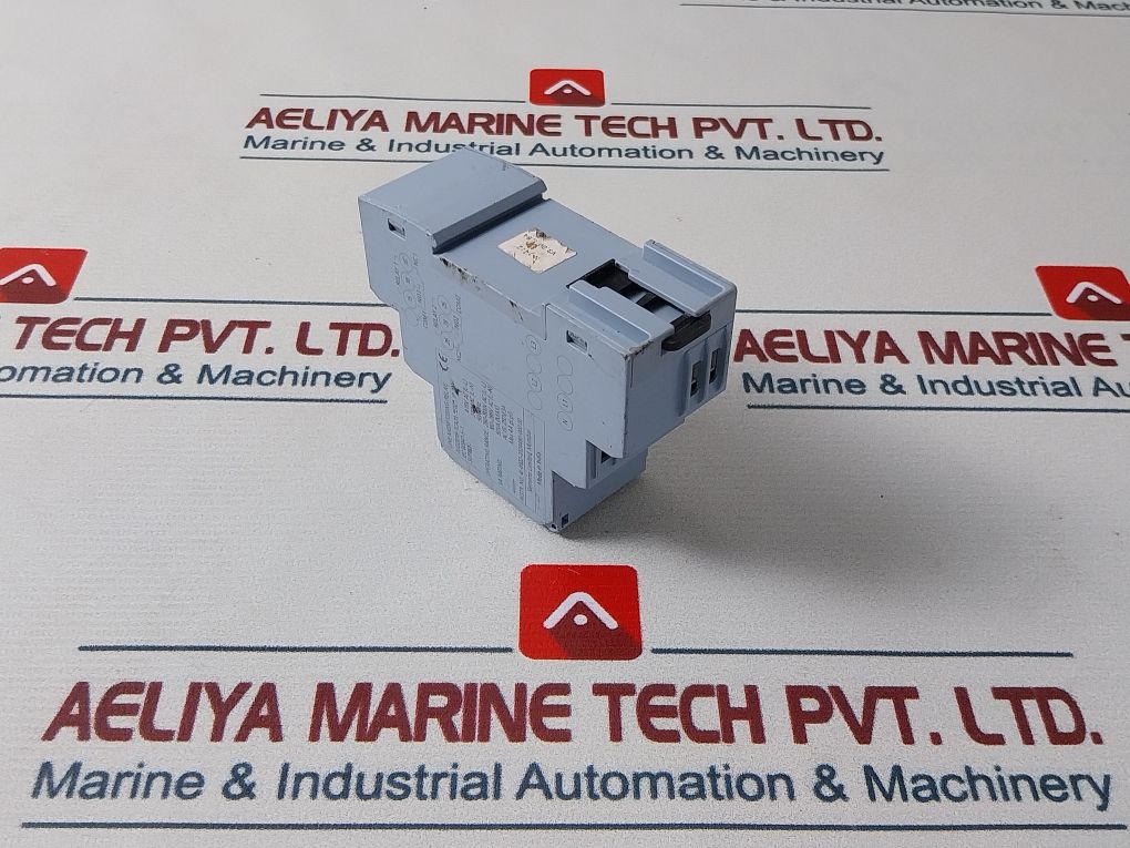 Siemens 7Ug0818-1Ca20 Line Monitoring Relay Ip 20