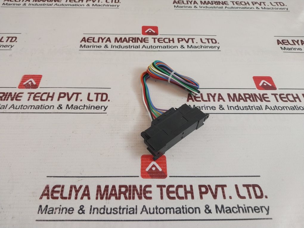 Siemens 806038B03 Pluge In Socket