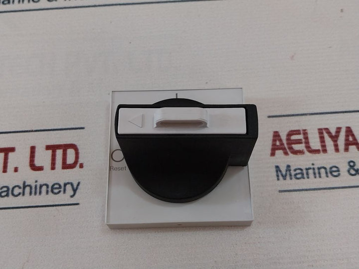 Siemens 8Uc6161-1Bd10 Rotary Mechanism Switch Handle Ip65