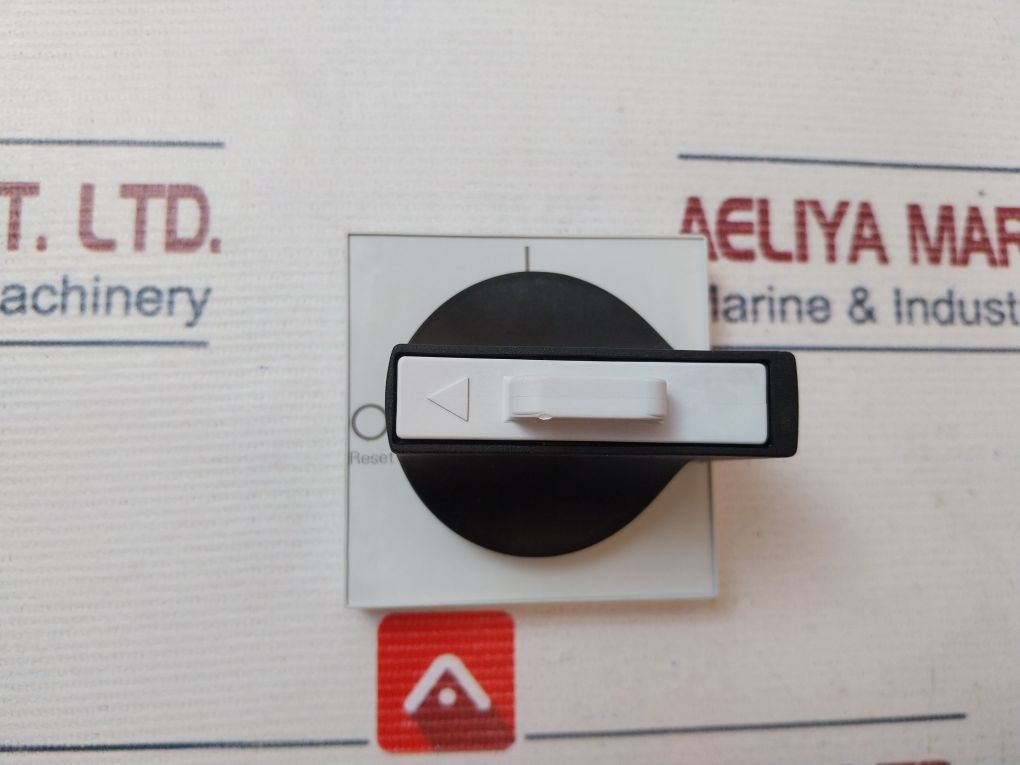Siemens 8Uc6161-1Bd10 Door-coupling Rotary Operating Mechanism