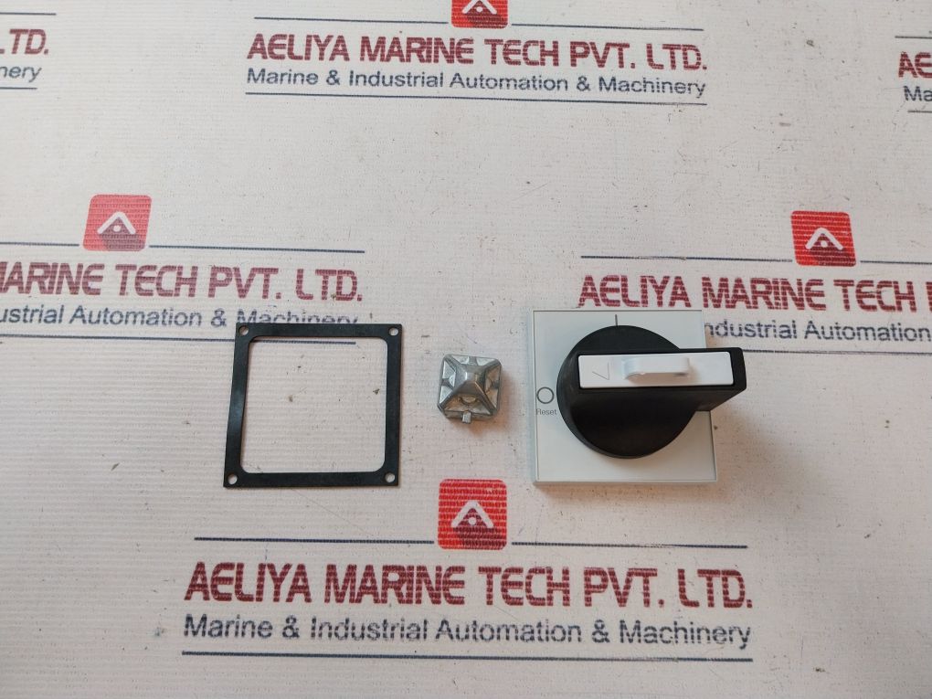 Siemens 8Uc6161-1Bd10 Door-coupling Rotary Operating Mechanism