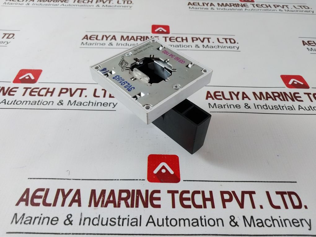 Siemens 8Uc6 Front Drive Handle Rotary