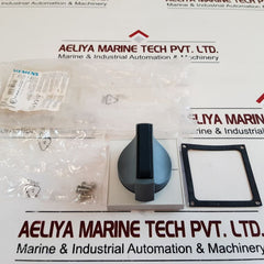 Siemens 8Uc7110-1Bb Handle With Masking Plate