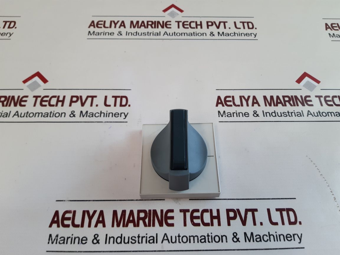 Siemens 8Uc7110-1Bb Handle With Masking Plate