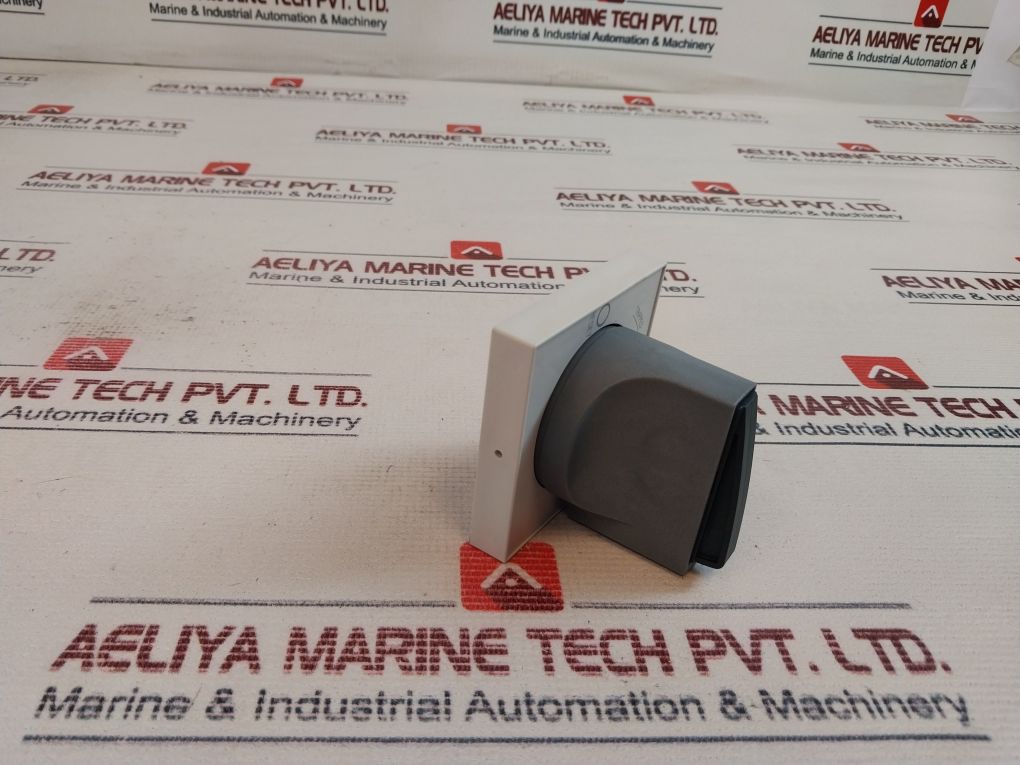 Siemens 8Uc7162-6Bd22 Rotary Mechanism Ip65