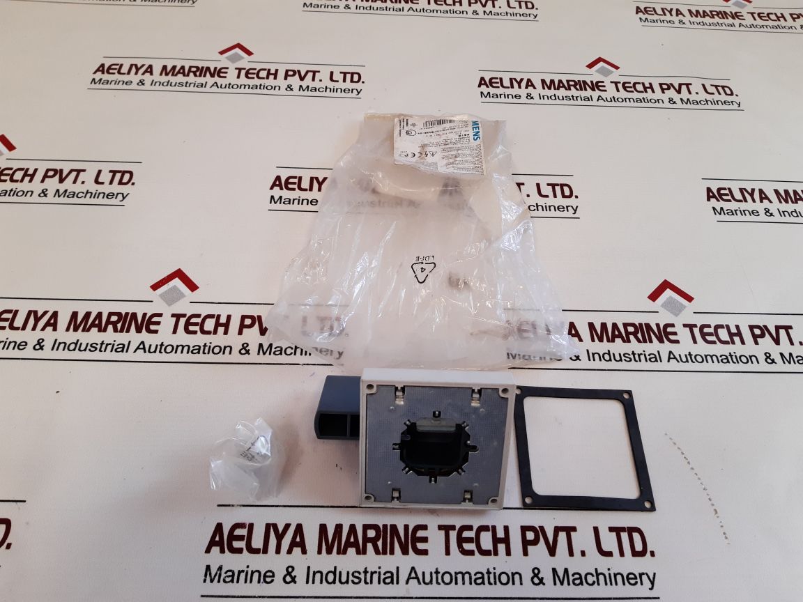 Siemens 8Uc72101Bb Handle With Masking Frame