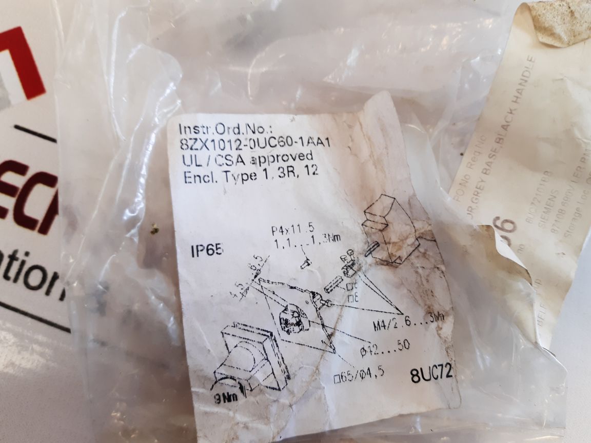 Siemens 8Uc72101Bb Handle With Masking Frame