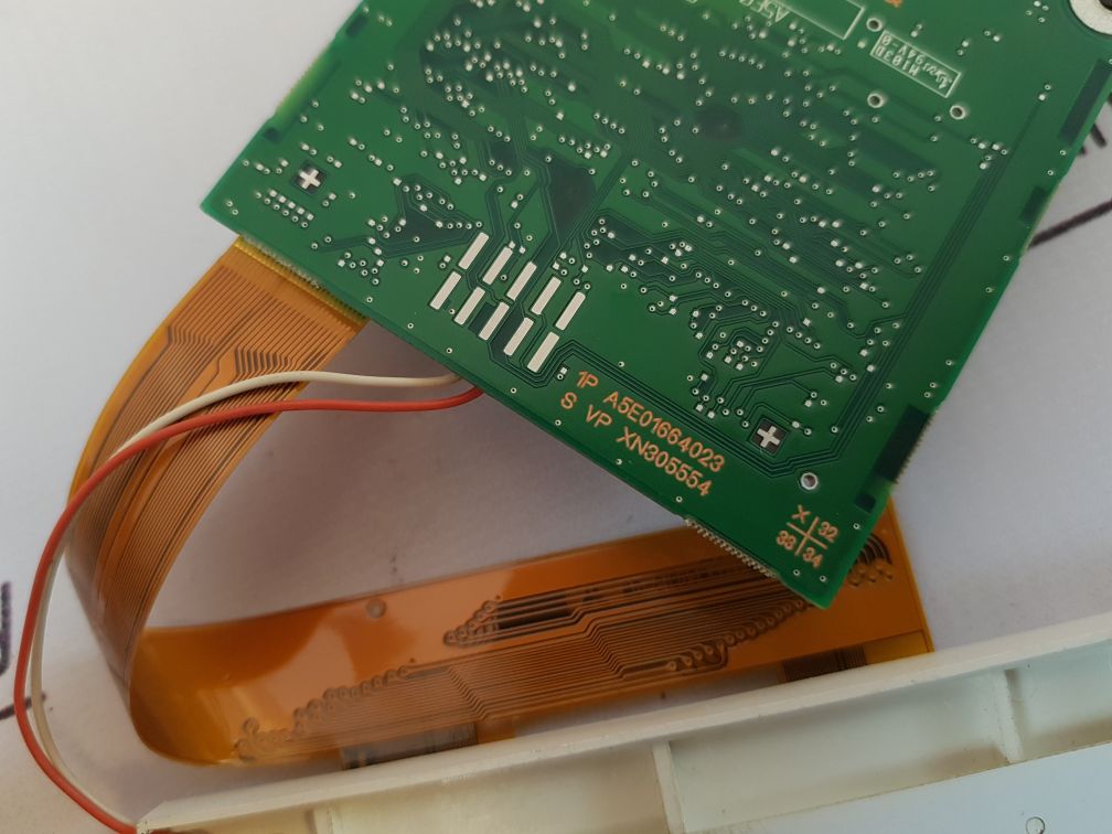 Siemens A5E01663955-1 Ss Pcb Card With Dgk-1402Yg-2B Lcd Display
