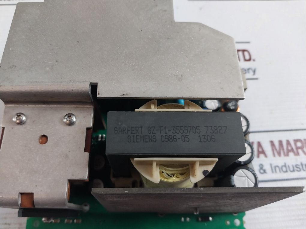 Siemens C98040-a7637-c1-3 Printed Circuit Board