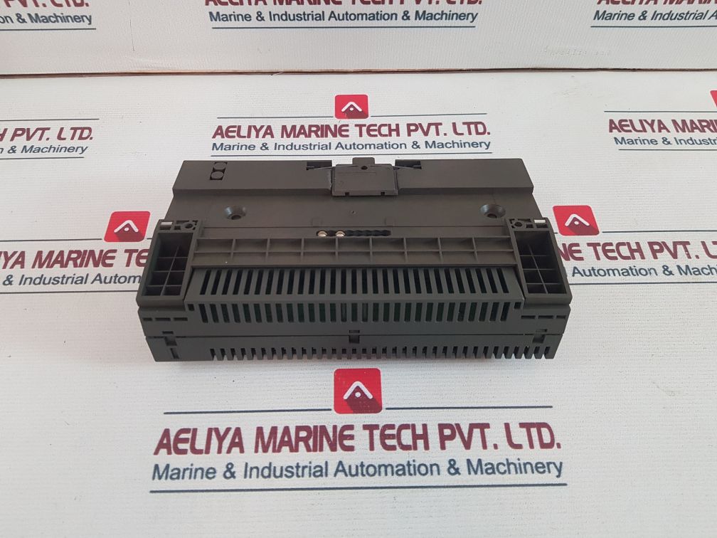 Siemens Et 200B-24Di/8D0 / 133-0Bn01-0Xb0 / 193-0Cb10-0Xa0 Module