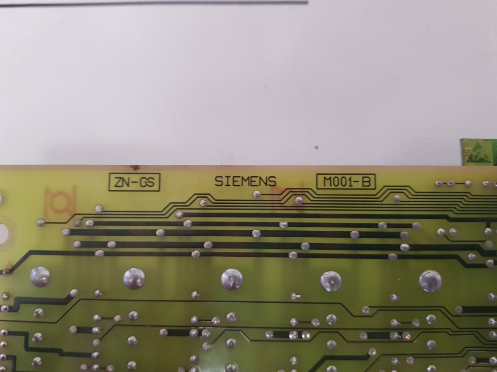 Siemens G33928-v3349-f002-b9-36