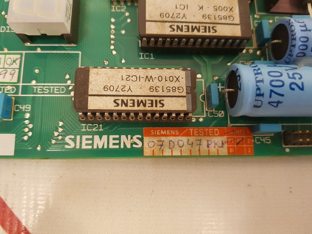 Siemens G85139-y2709-a Driver Display Board G85139-y2709-c005-d
