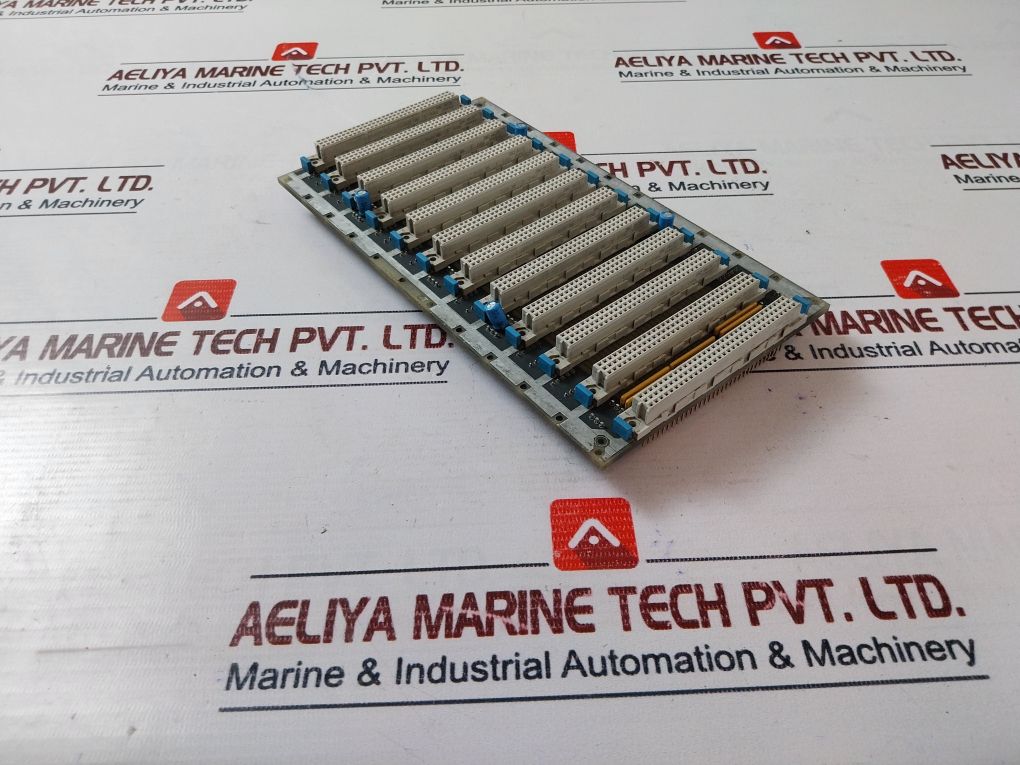 Siemens J31070-a4452-f009-b1-85 Backplane Board