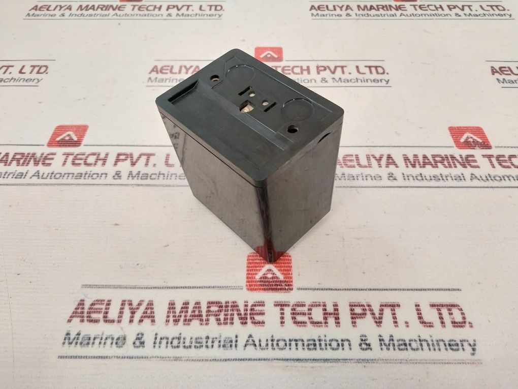 Siemens Lae10 Flame Safeguard Controller 220-240V