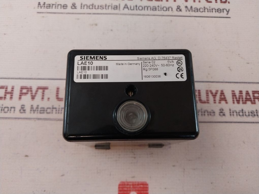 Siemens Lae10 Flame Safeguard Controller 220-240V