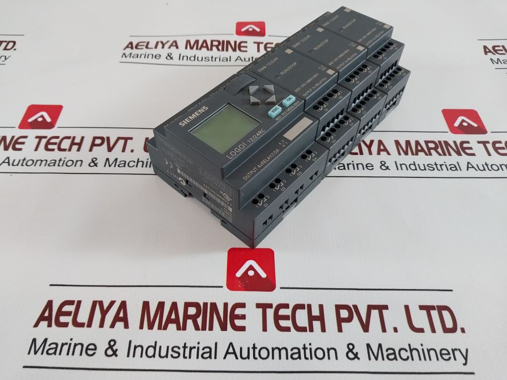 Siemens 6Ed1 052-1Md00-0Ba5 Logic Module 6Ed1 055-1Mb00-0Ba1 Expansion Module