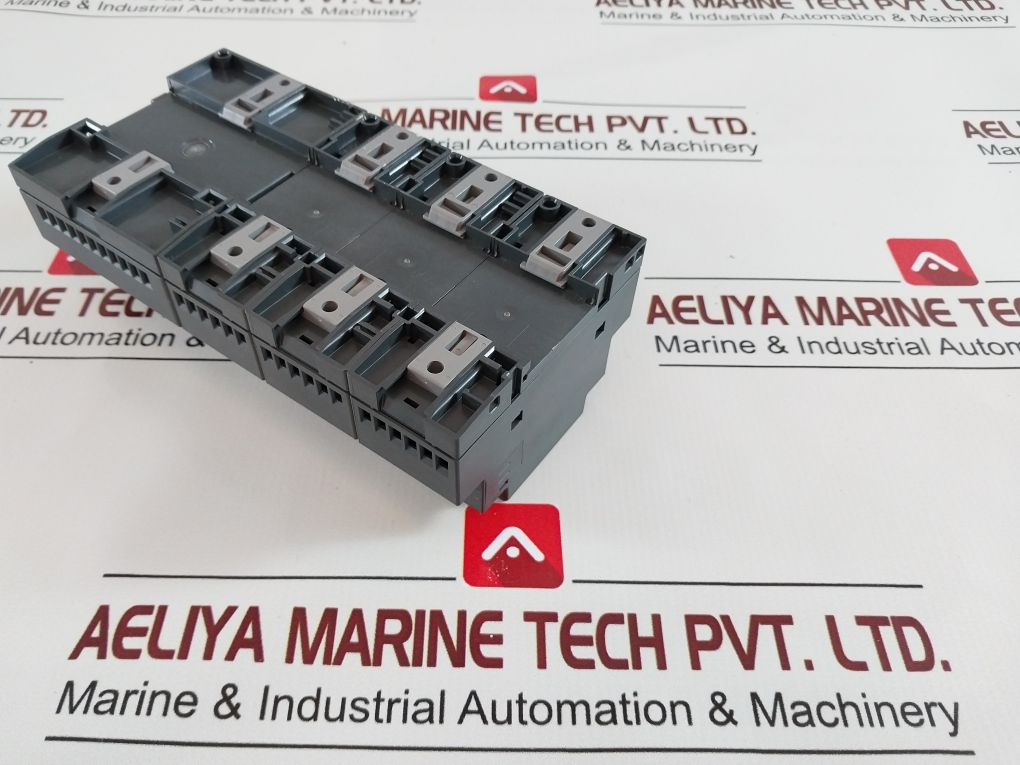Siemens 6Ed1 052-1Md00-0Ba5 Logic Module 6Ed1 055-1Mb00-0Ba1 Expansion Module