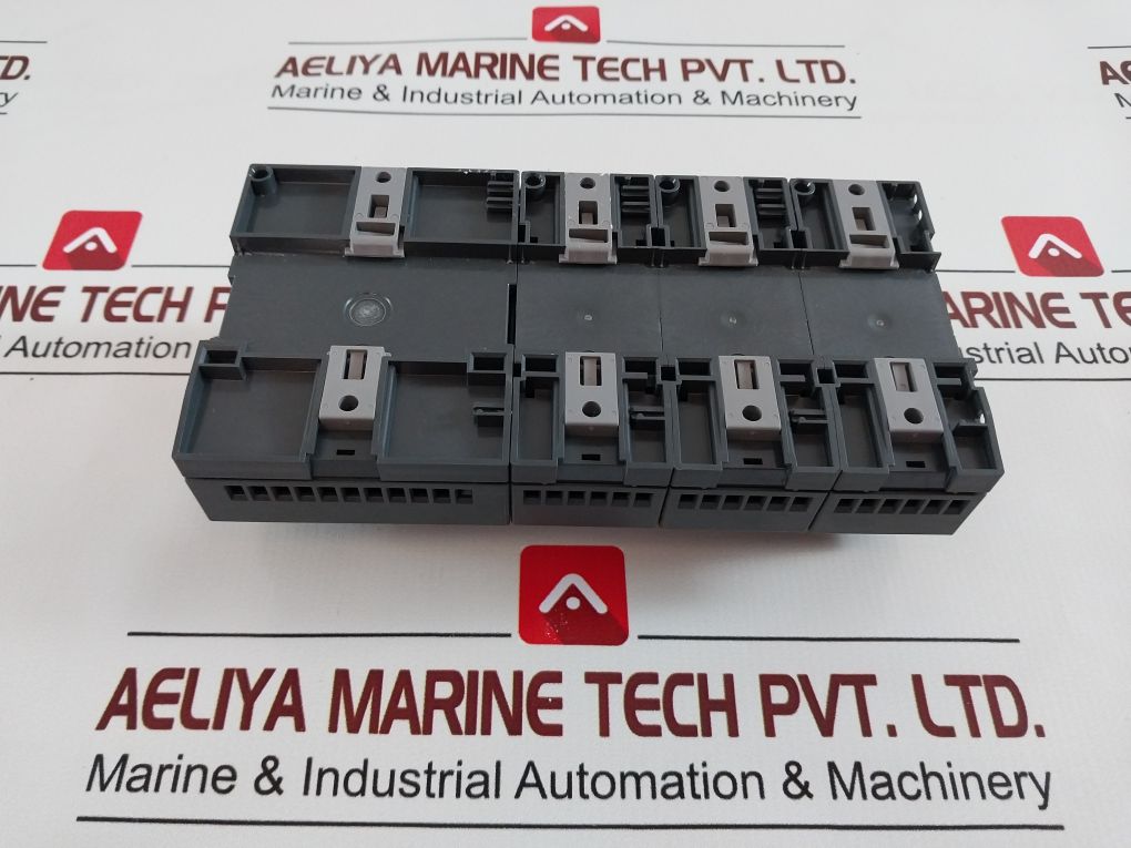 Siemens 6Ed1 052-1Md00-0Ba5 Logic Module 6Ed1 055-1Mb00-0Ba1 Expansion Module