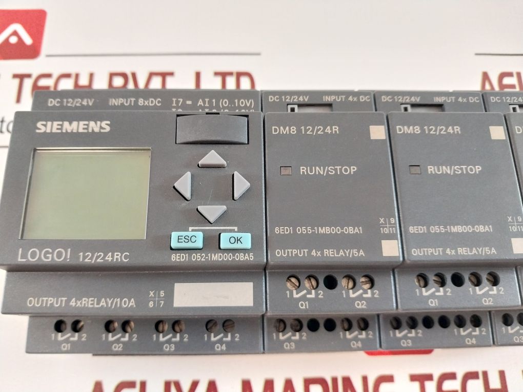 Siemens 6Ed1 052-1Md00-0Ba5 Logic Module 6Ed1 055-1Mb00-0Ba1 Expansion Module