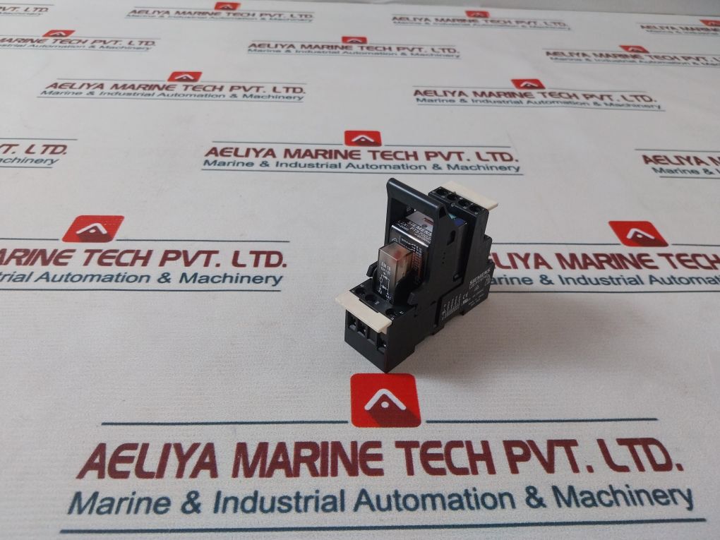 Siemens Lzx:Pt570024 Relay Socket 24Vdc