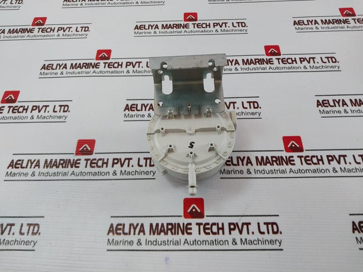 Siemens Qbm81-5 Differential Pressure Switch