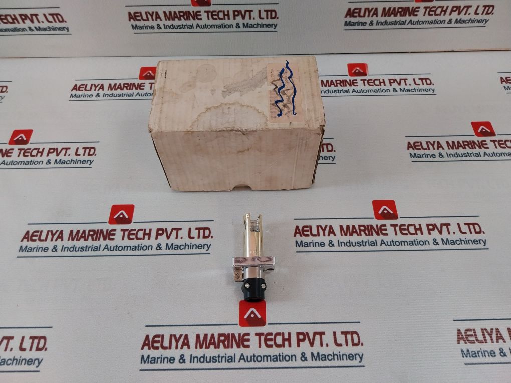 Siemens Qra 2 Burner Flame Sensor Detector
