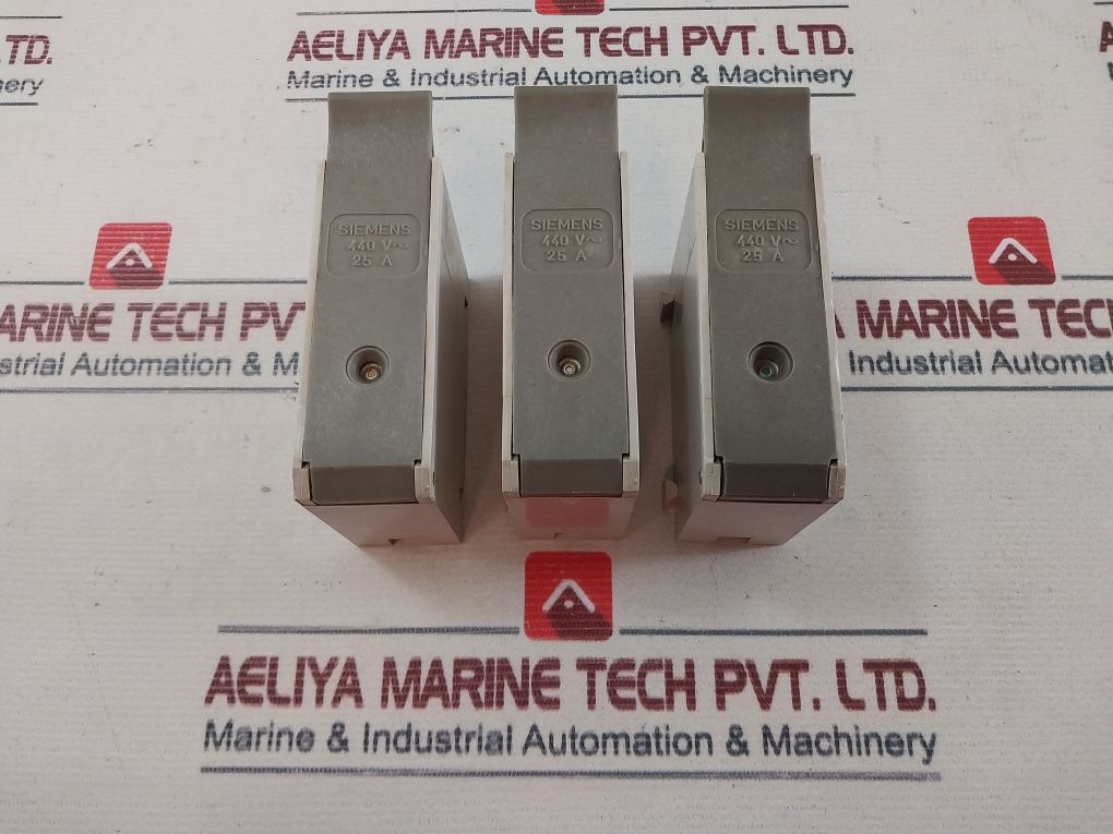 Siemens Relay 25A 440V~
