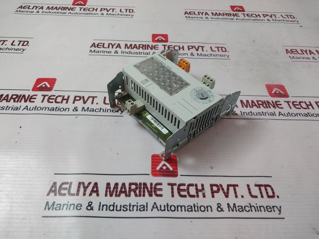 Siemens Rkn8 Landis & Staefa Universal Controller