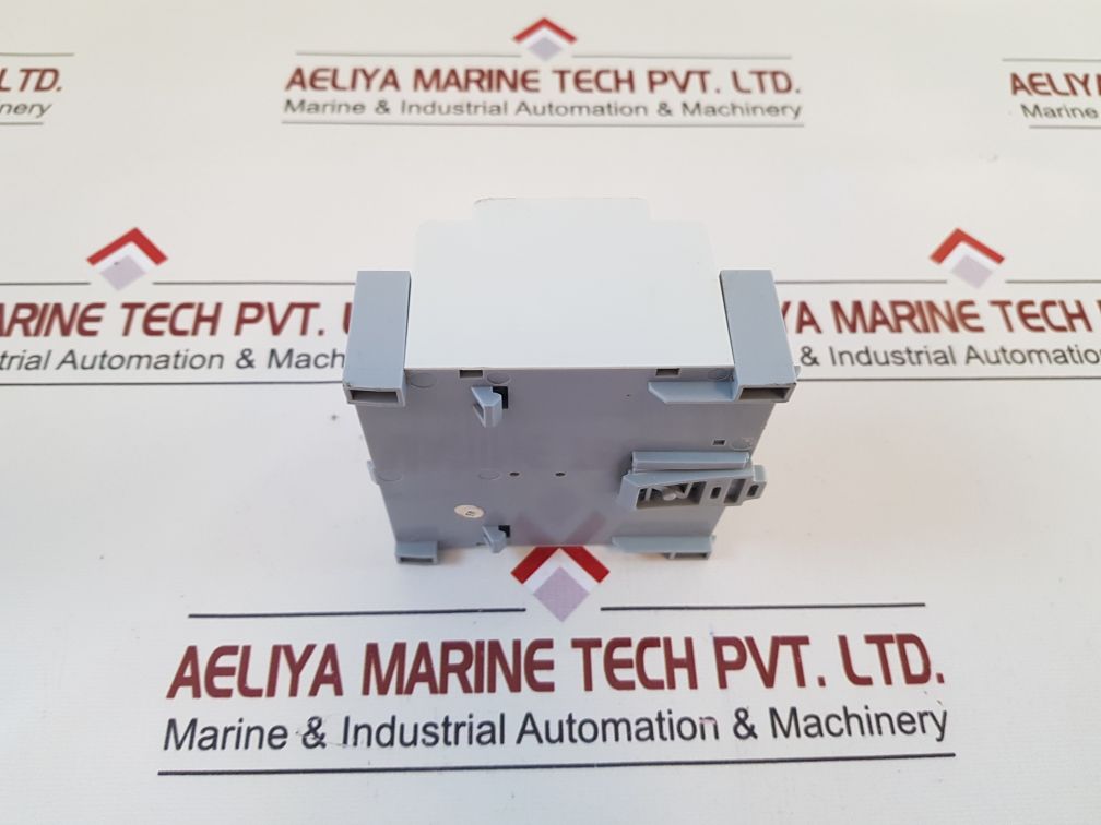Siemens Rwc82 Temperature Controller ~24…230V
