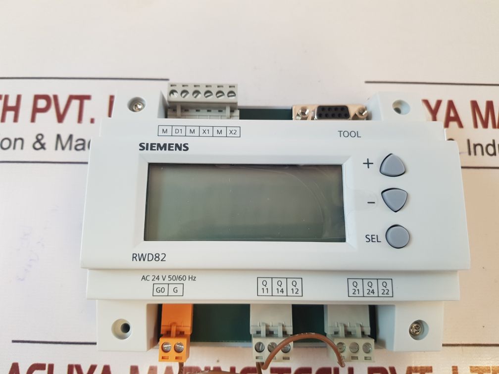 Siemens Rwd82 Intelligent Temperature Controller 