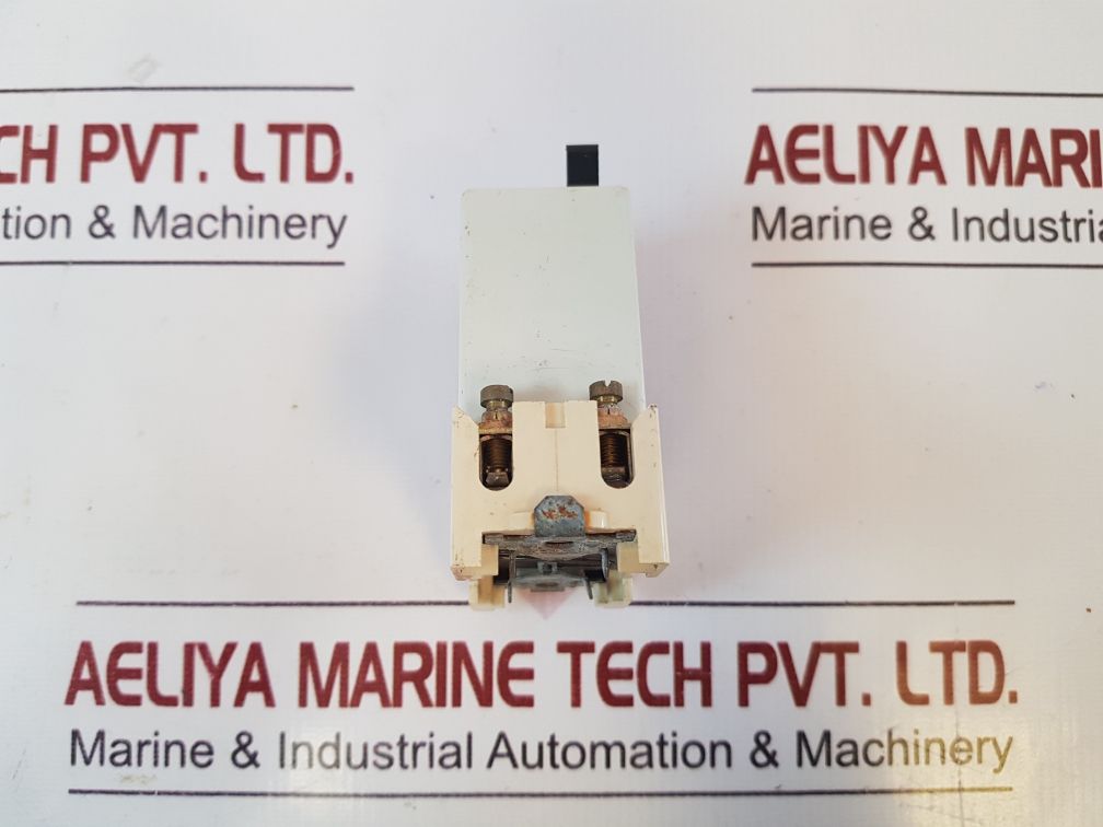 Siemens S G 2A S Circuit Breaker With Base 250V---